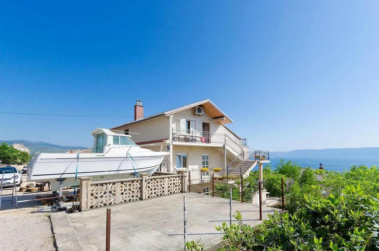 Apartments And Room Drazen Novi Vinodolski