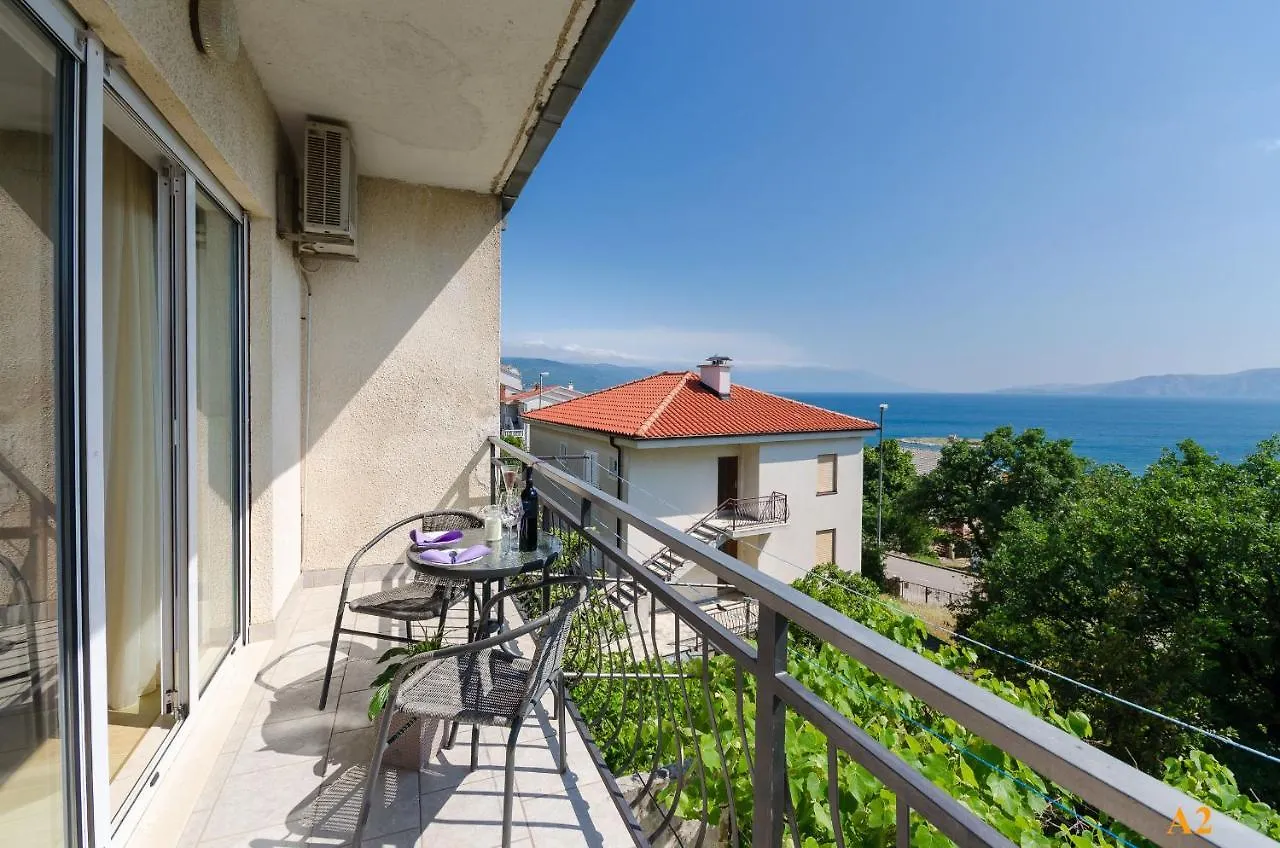 Apartments And Room Drazen Novi Vinodolski 0*,